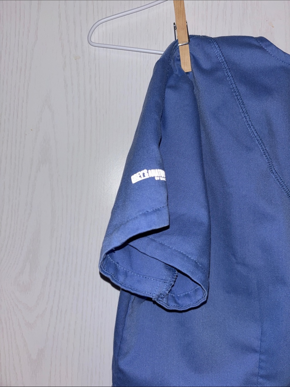 Grey's Anatomy Navy V-Neck Scrub Top - Picture 7 of 7